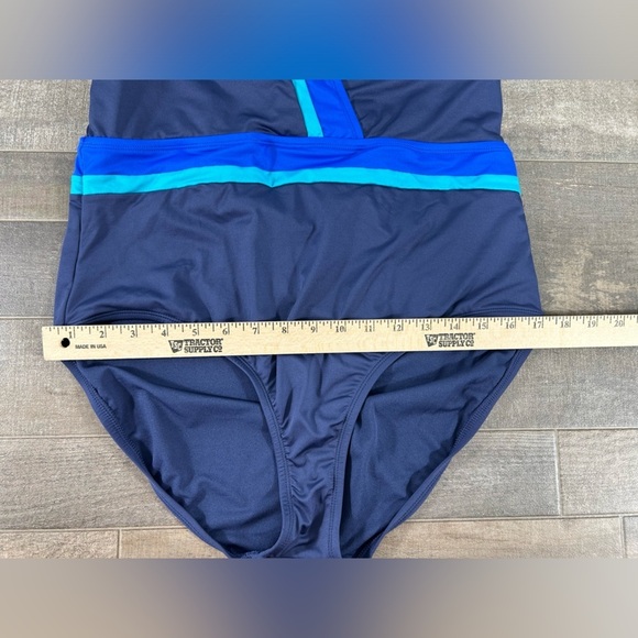 NEW Sonnet Shores One Piece - Picture 8 of 9